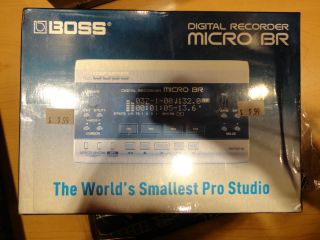 BOSS MICRO BR DIGITAL RECORDER 4 RECORDING TRACKS W 32 V TRACKS 