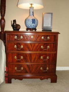 Hickory Chair Solid Mahogany End Table