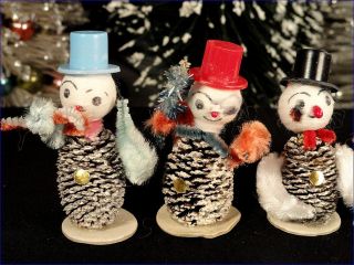 Vintage Pine Cone Dwarfs Christmas Snowman Figures Spun Cotton Heads