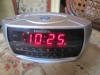 EMERSON RESEARCH DUAL ALARM CLOCK RADIO AUTO TIME SMARSET CKS3029 used