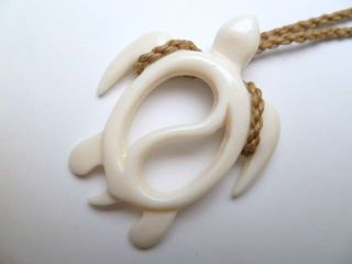 Hawaii Jewelry Turtle White Buffalo Bone Carved Pendant Necklace