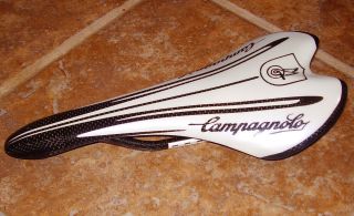 FULL CARBON SADDLE CAMPAGNOLO LOOK