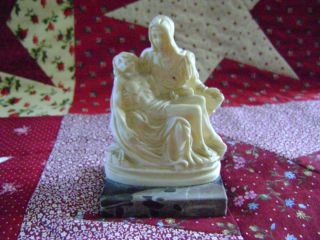 Vintage G Ruggeri Virgin Mary & Jesus Sculpture Figure Made in Italy