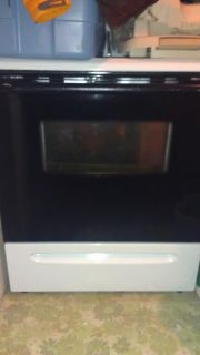 ELECTRIC STOVE IN GREAT CONDITION
