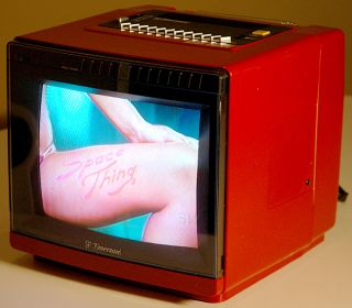 Emerson Space Age Retro Red 1980s Vintage Color TV