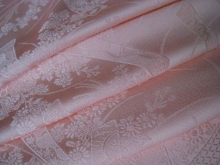 K772 Vintage Japanese Silk Kimono Fabric Quilt Craft
