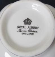 Royal Albert ROA32 Rose Floral Basket Bone China Teacup Saucer Set