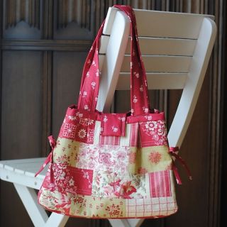 Anna Griffin Fleur Rouge Sew your Own Quilted Tote Kit