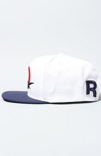 Reebok The Retro Snapback Cap in White