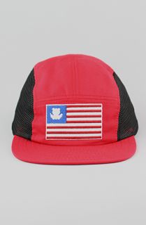 Entree Entree LS Teddy Flag 5 Panel Red