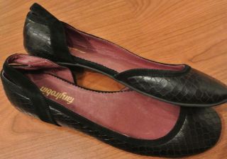 Faryl Robin Black Snake Embossed Flats Shoes 9