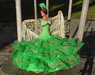 VINTAGE SPANISH FLAMENCO DANCER DOLL GREEN DRESS LACE SHAWL MARIN