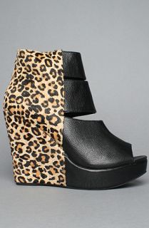 Matiko Shoes The Ty Shoe in Black and Natural Leopard