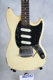  Fender Mustang Electric Guitar