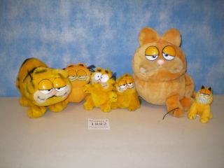 Lot of 6 Garfield The Cat Plush Toys Collectors Items