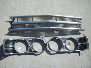 NICE 1969 FORD GALAXY FRONT GRILLE GRILL & HEADLIIGHT BEZELS