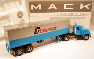  Gear 19 2227 Mack R Model w Dry Van Transcon Freightliners 1 34