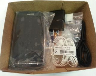 Refurbished Samsung Galaxy s III 4G I747 Pebble Blue at T Unlocked GSM