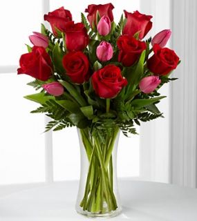 The FTD Love Wonder Bouquet XX 4801 Valentines Day Flower Delivery