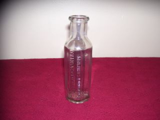 Vintage Minards Liniment Glass Bottle Framingham Mass