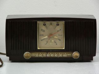 Vintage Bakelite General Electric Radio Alarm Clock Model 577