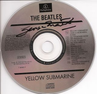 THE BEATLES PRODUCER GEORGE MARTIN HAND SIGNED YELLOW SUBMARINE CD