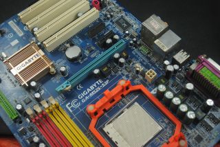 Gigabyte GA M52S S3P GeForce 6100 DDR2 AM2+ / AM2 AMD motherboard