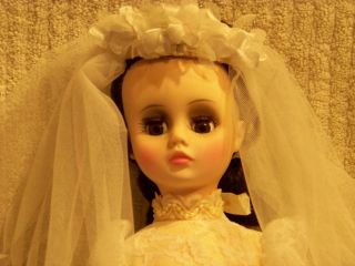 Madame Alexander Elise The Bride Doll 17