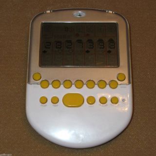   Big Screen SOLITAIRE Radica Electronic Handheld Game w Undo WORKS