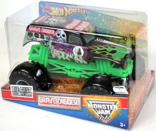 Grave Digger 1 24 Scale Large Truck Hot Wheels Monster Jam Truck with