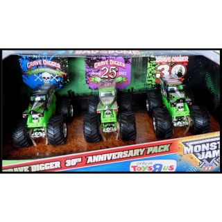 Hot Wheels Monster Jam Grave Digger 30th Anniversary Vehicles 3 Pack