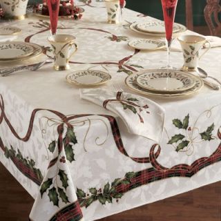  Holiday Nouveau Table Cloth   7115 LENOX HLDAY NOUVEAU 140/OBL MLT