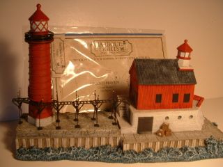 GRAND HAVEN SOUTH PIER MI 212 HARBOUR LIGHTS Ceramic Lighthouse NEW IN