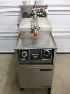 Henny Penny 600 Natural Gas Pressure Fryer Cooker Chicken
