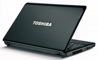 Toshiba Satellite A665 3DV5 15.6 Inch LED Laptop (Fusion X2 Finish in