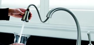 Delta 980T SSSD DST Pilar Single Handle Pull Down Kitchen Faucet with