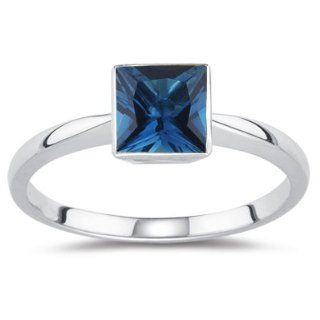 1.89 Cts London Blue Topaz Solitaire Ring in 18K White