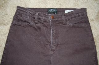 NYDJ JEANS TUMMY TUCK NOT YOUR DAUGHTERS SIZE 6 BROWN STYLE# 700ODT