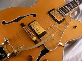 Heritage Super Eagle Custom Archtop with Bigsby USA Blonde Merle