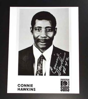 CONNIE HAWKINS SUPER HALL OF FAMER AUTOGRAPHED MEDIA PHOTOGRAPHY