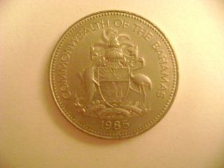 1985 COMMONWEATH OF THE BAHAMAS TWENTY FIVE CENT COIN TWO TEN CENT 87