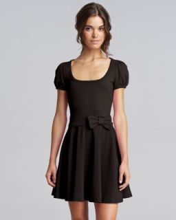  dress black available in black $ 495 00 red valentino bow waist jersey
