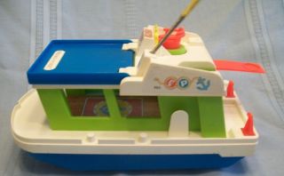 Vintage 1972 Fisher Price Little People Happy Houseboat