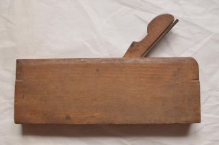 HOWLAND & Co. No. 105 Bead Wood Molding Plane (with 1/2 Wide Blade