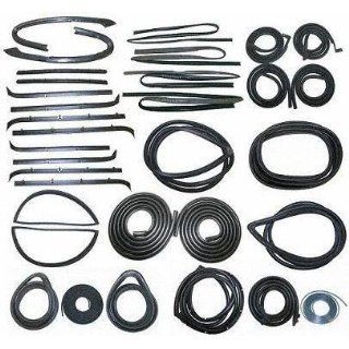 81 85 CHEVY CHEVROLET SUBURBAN WEATHERSTRIP KIT SUV, (includes