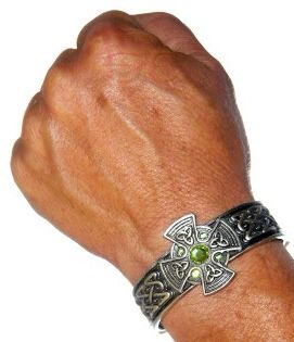 Celtic Irish Knot Iona Cross Shield Cuff Bracelet Green Lead Free