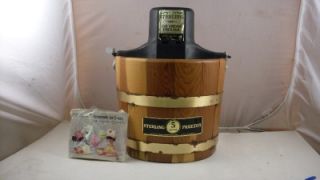  Quart Electric Ice Cream Maker Freezer with Wood Bucket