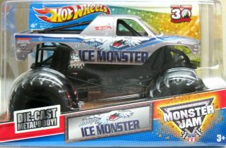 Michigan Ice Monster Truck Monster Jam Hot Wheels 1 24 Grave Digger