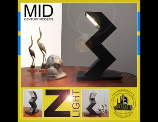 NICE 20° CENTURY Z   LIGHT DESK LAMP  LATE MID CENTURY MODERN