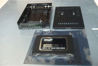 OCZ Vertex 2 120GB SATA II Solid State Drive Plus Icy Dock